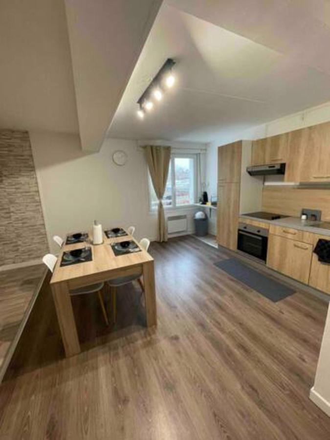 Appartement En Duplex Centre Ville D'Onnaing Bagian luar foto